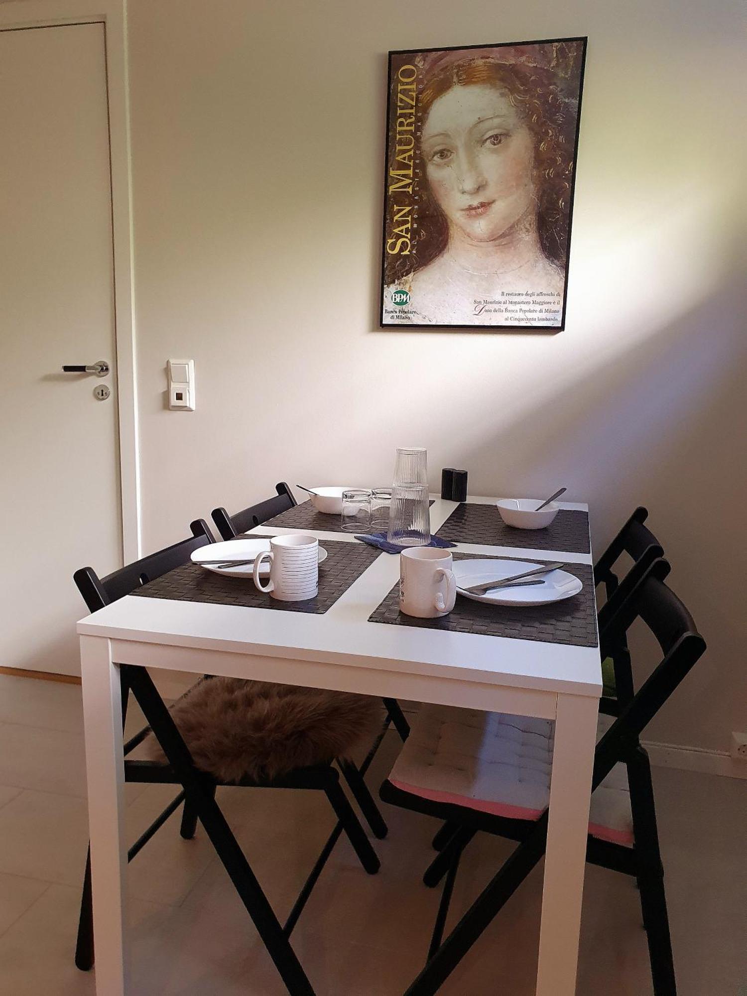 Tranquil In Picturesque Neighborhood Appartement *